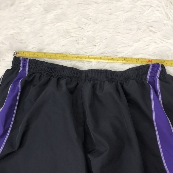 Asics Running Shorts - Picture 4 of 8